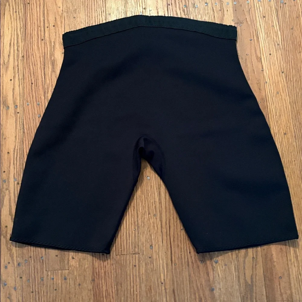 Gold’s Gym Neoprene Compression Shorts Elastic Waist Black Unisex M/L